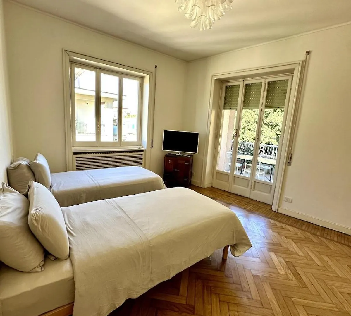 Refined Apartment 19 Rome